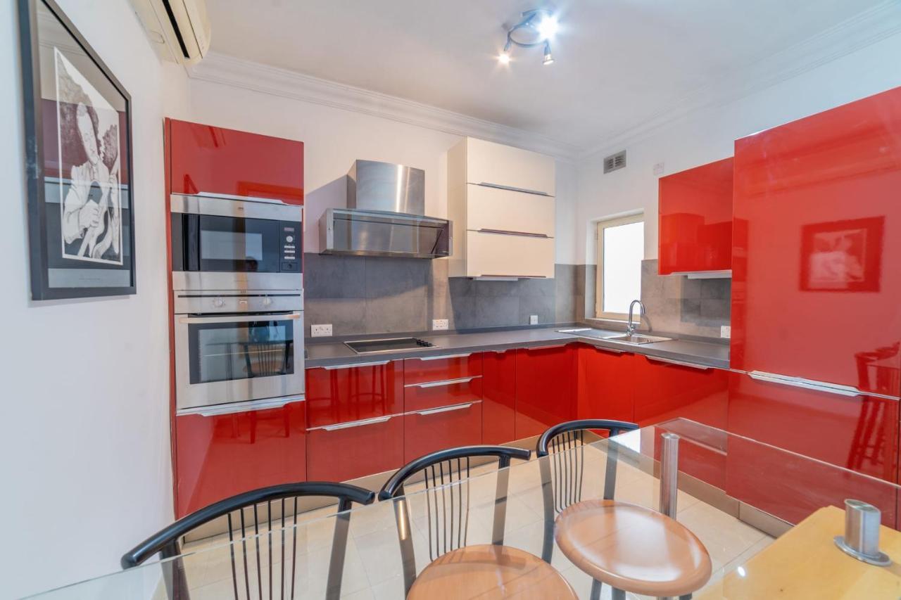 Amazing Views Of Spinola Bay In Heart Of Stjulians-Hosted By Sweetstay St. Julian's Exterior foto